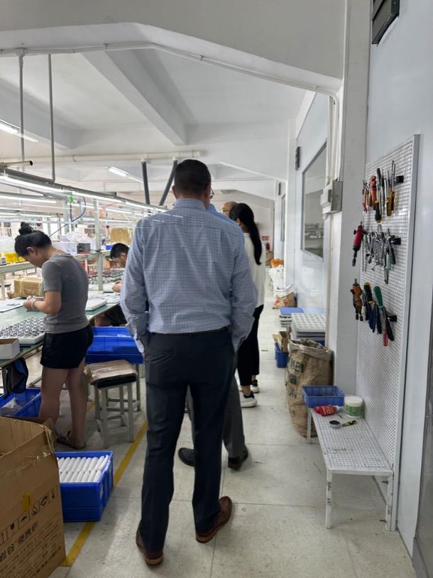 American RV Company besucht unser Unternehmen für die Zusammenarbeit